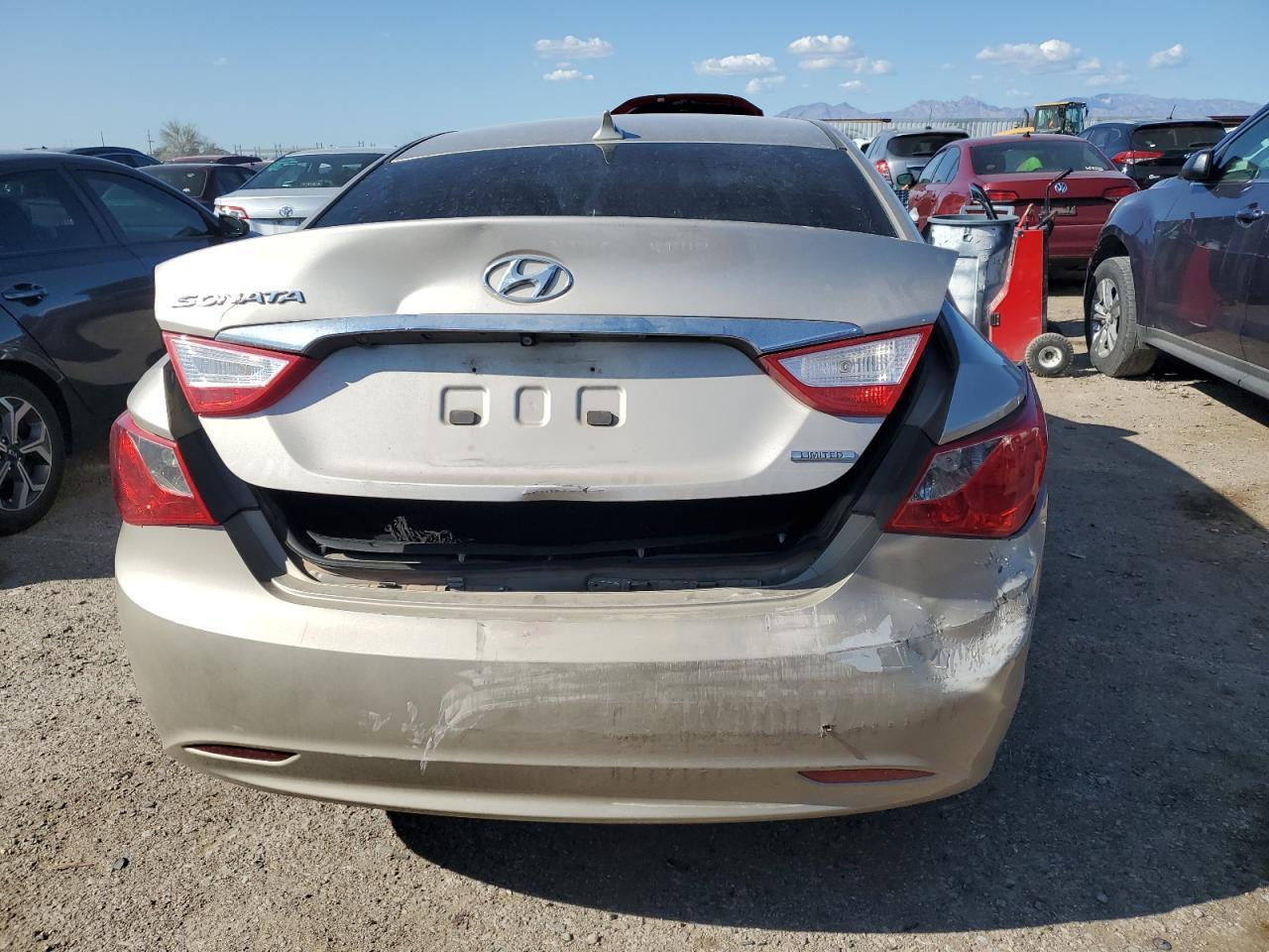 2011 HYUNDAI SONATA SE - Фото 6