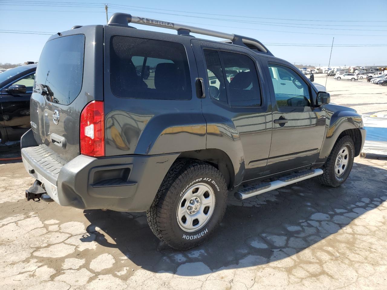 2014 NISSAN XTERRA X - Image 3