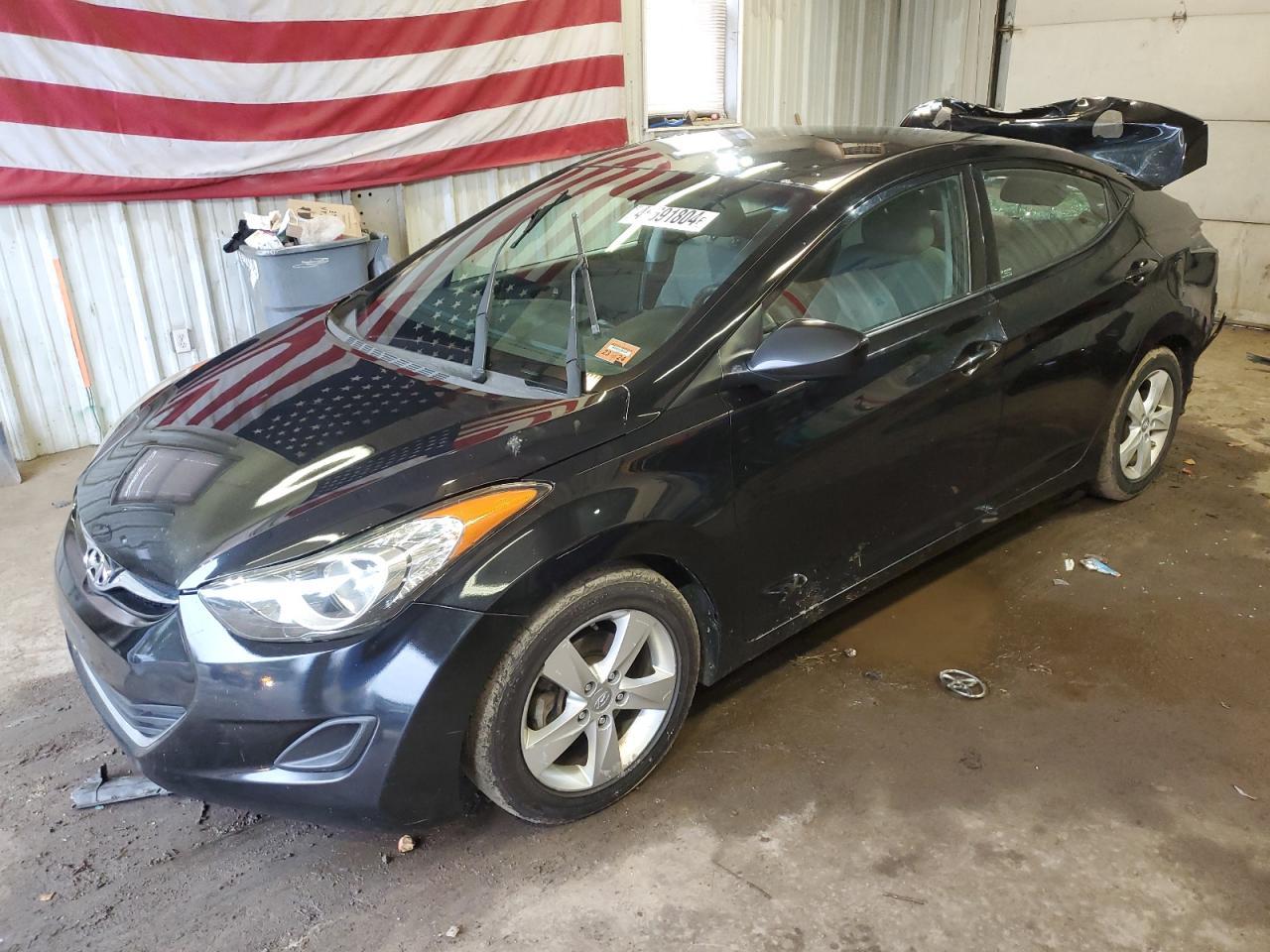 2013 HYUNDAI ELANTRA GL