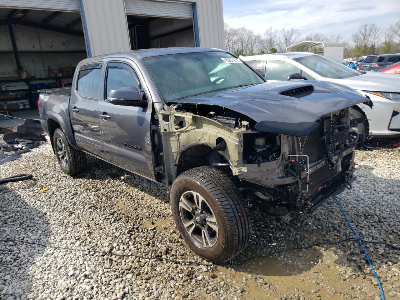 2017 TOYOTA TACOMA DOU - Фото 4