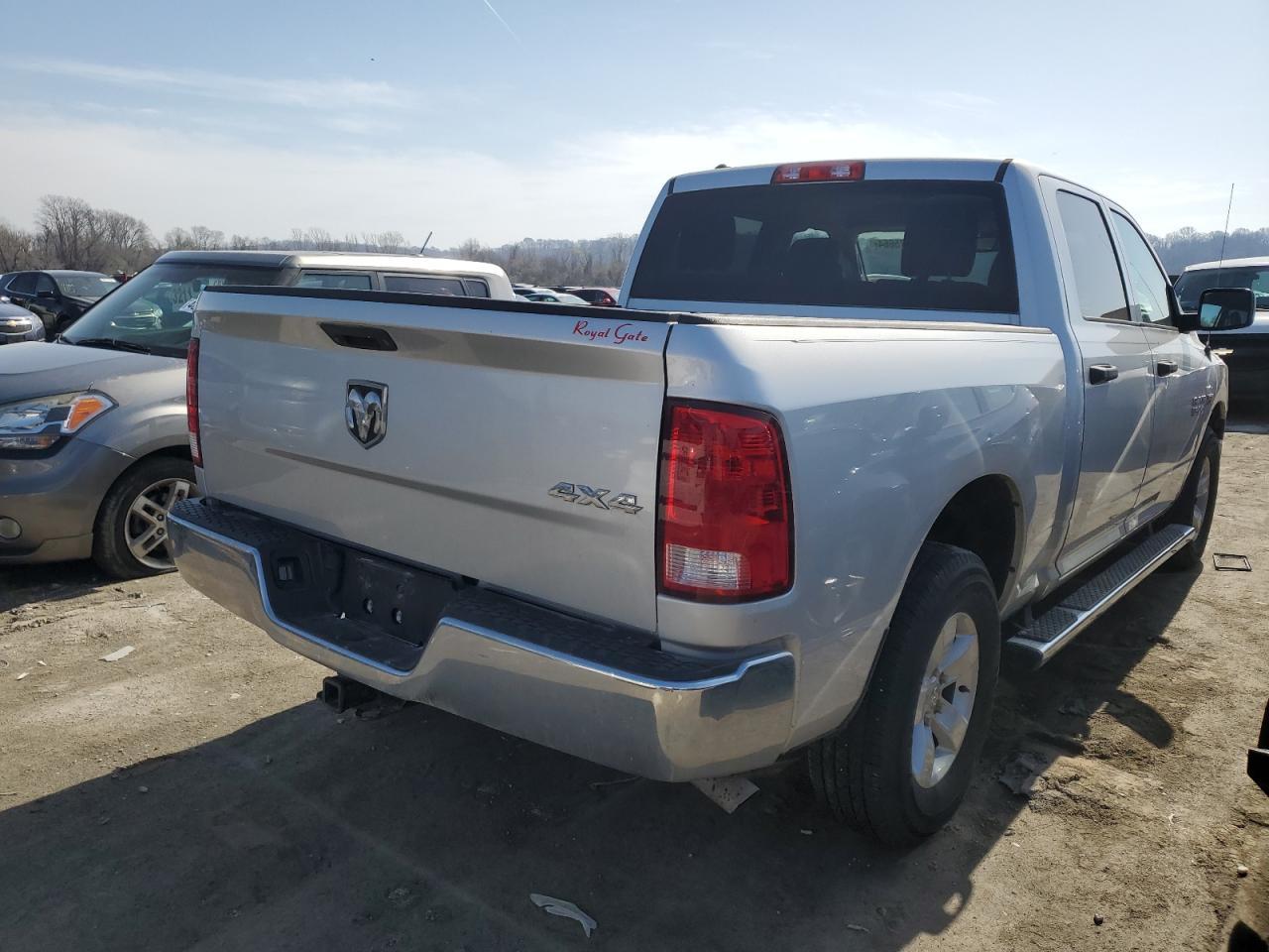 2018 RAM 1500 ST - Фото 3