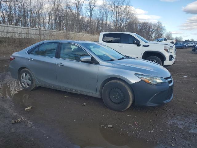 2015 Toyota Camry Le - Фото 4