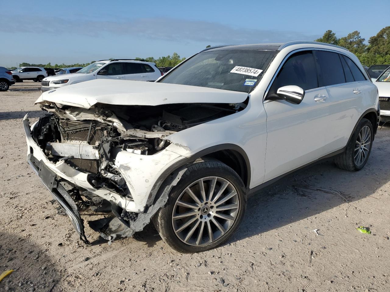 2019 MERCEDES-BENZ GLC 300