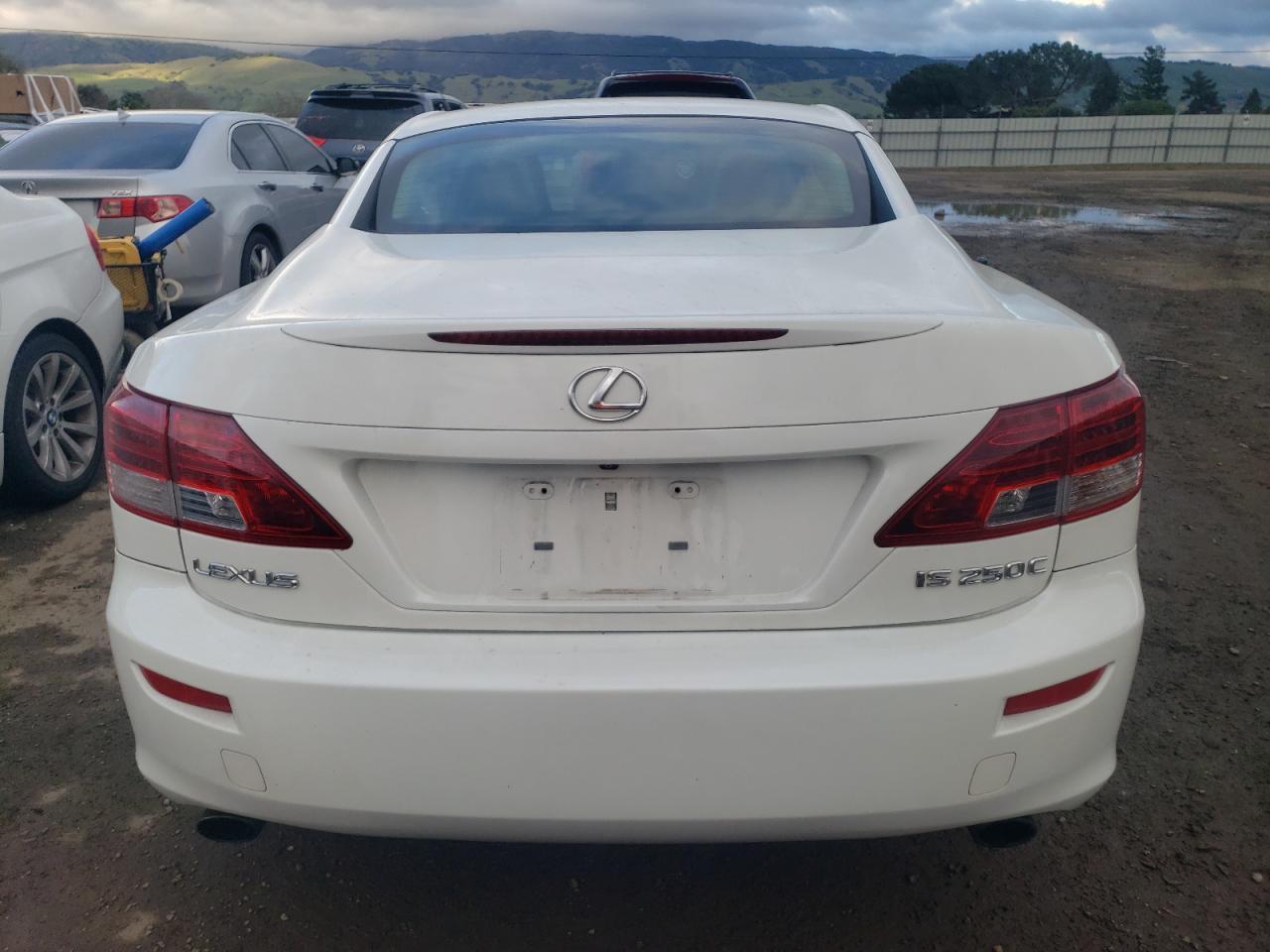 2011 LEXUS IS 250 - Фото 6