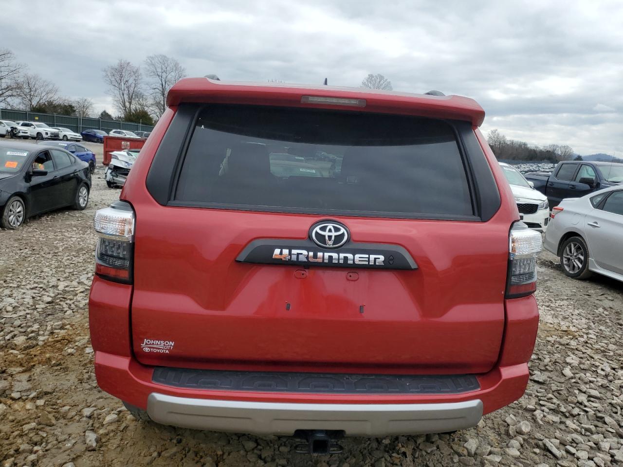 2022 TOYOTA 4RUNNER SR - Image 6
