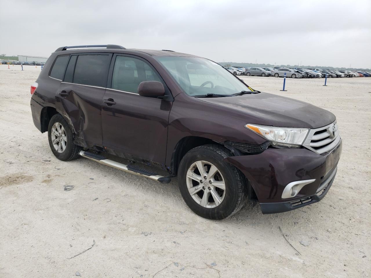 2011 TOYOTA HIGHLANDER - Image 4