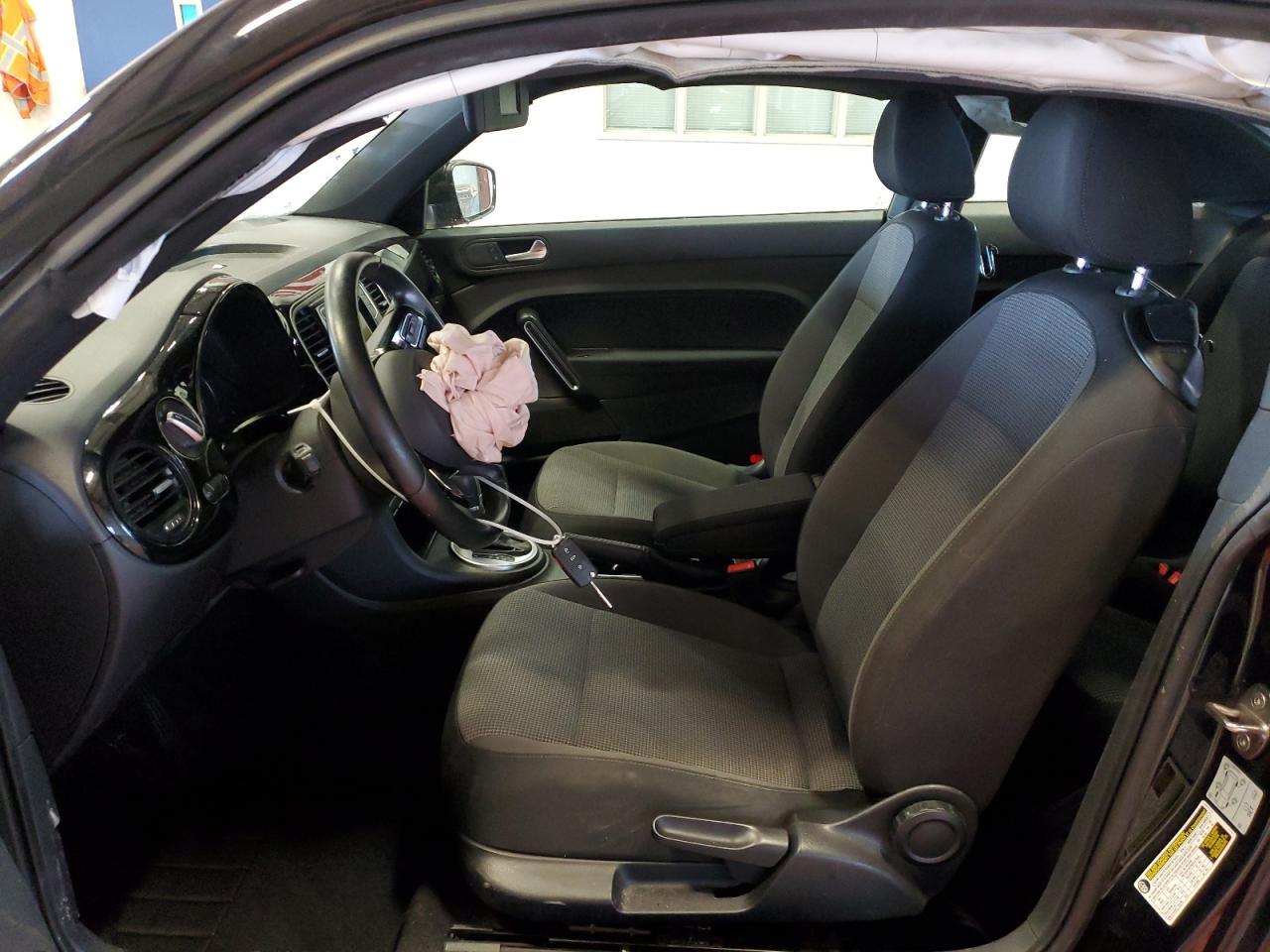 2019 VOLKSWAGEN BEETLE S - Image 7