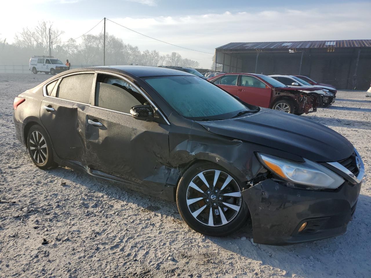 2018 NISSAN ALTIMA 2.5 - Image 4