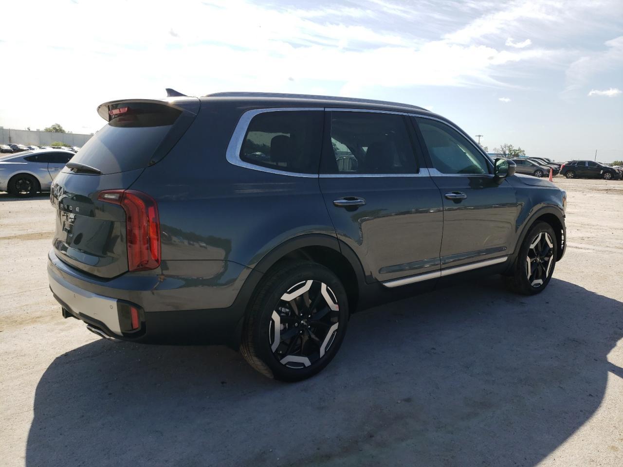 2024 KIA TELLURIDE - Фото 3