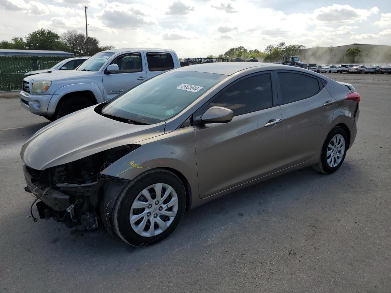 2013 HYUNDAI ELANTRA GL