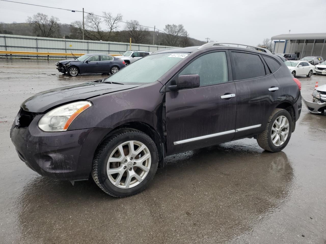 2013 NISSAN ROGUE S