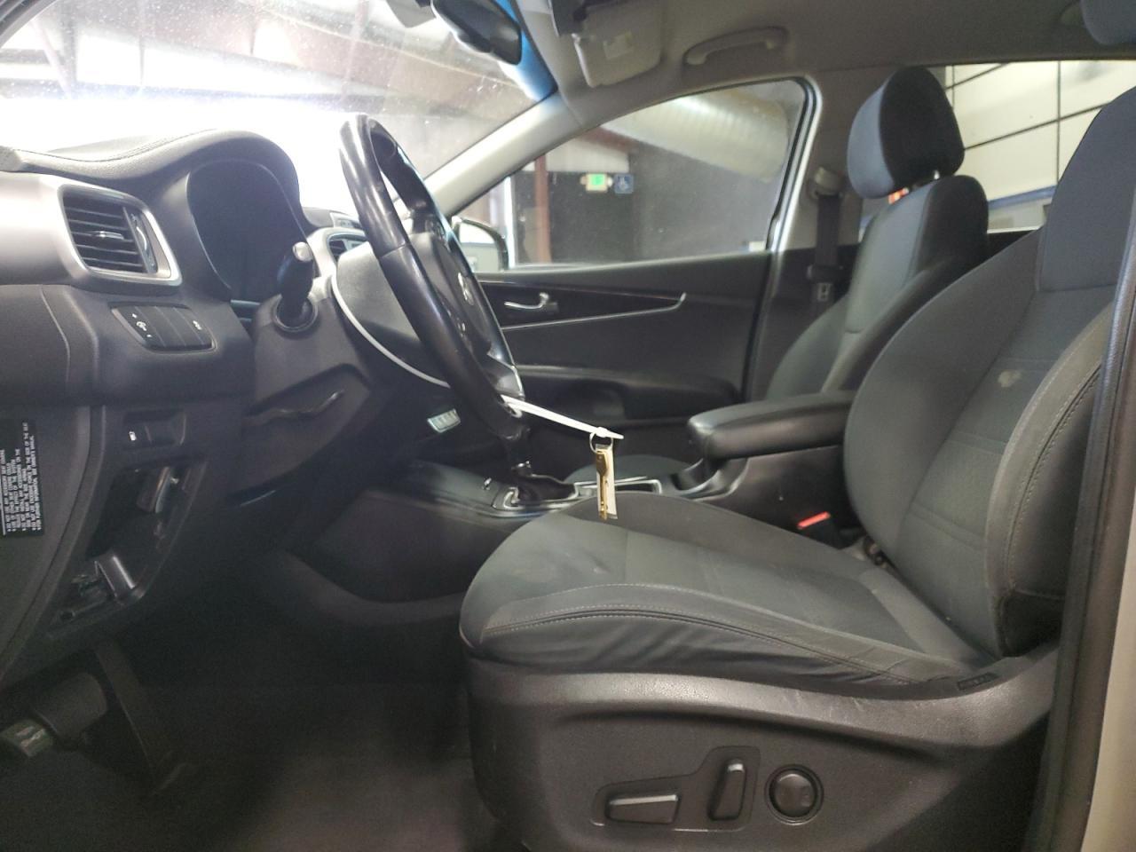 2016 KIA SORENTO LX - Image 7