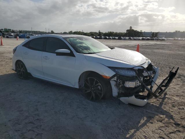 2019 Honda Civic Sport Touring - Image 4