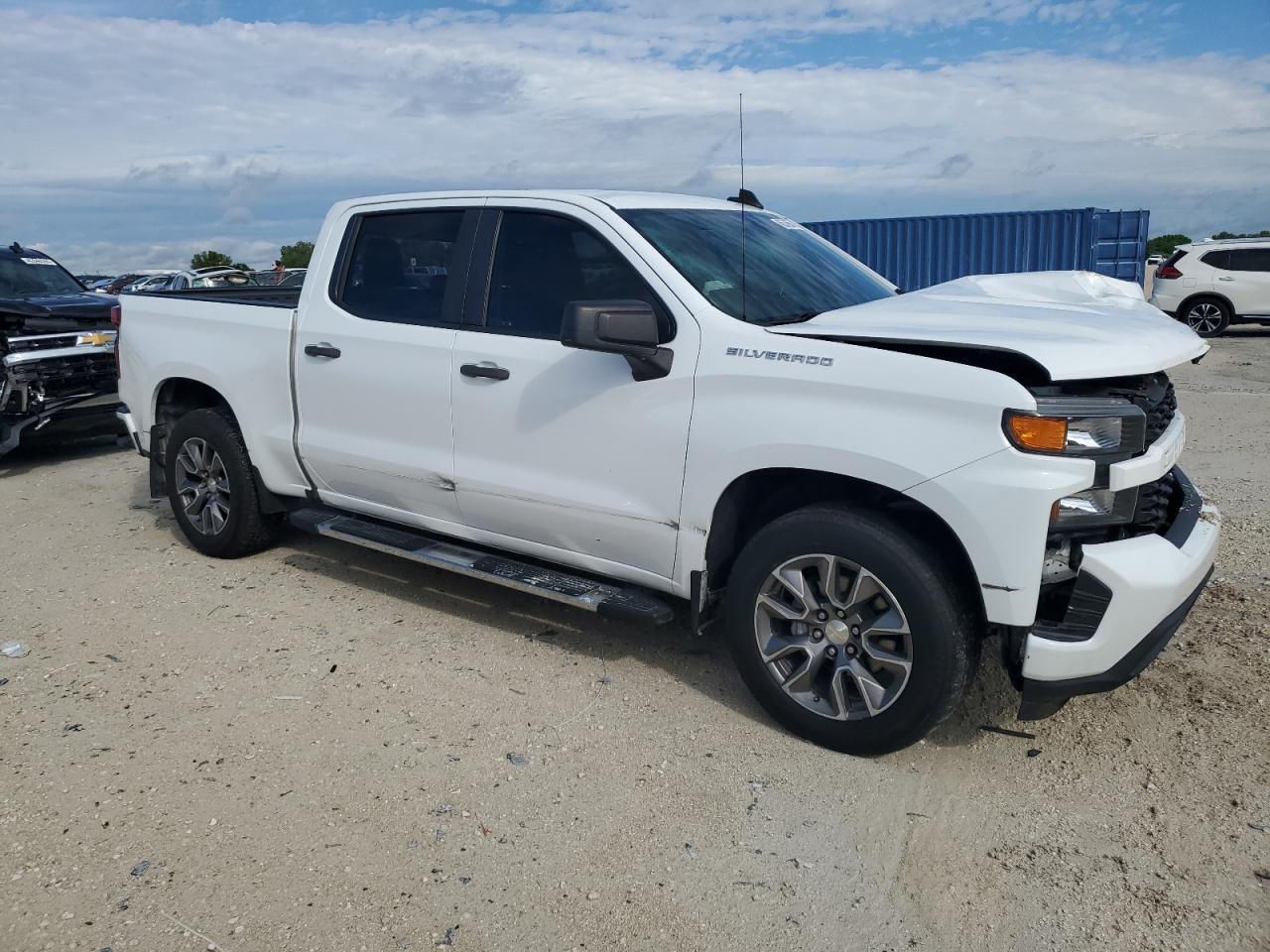 2019 CHEVROLET SILVERADO - Фото 4
