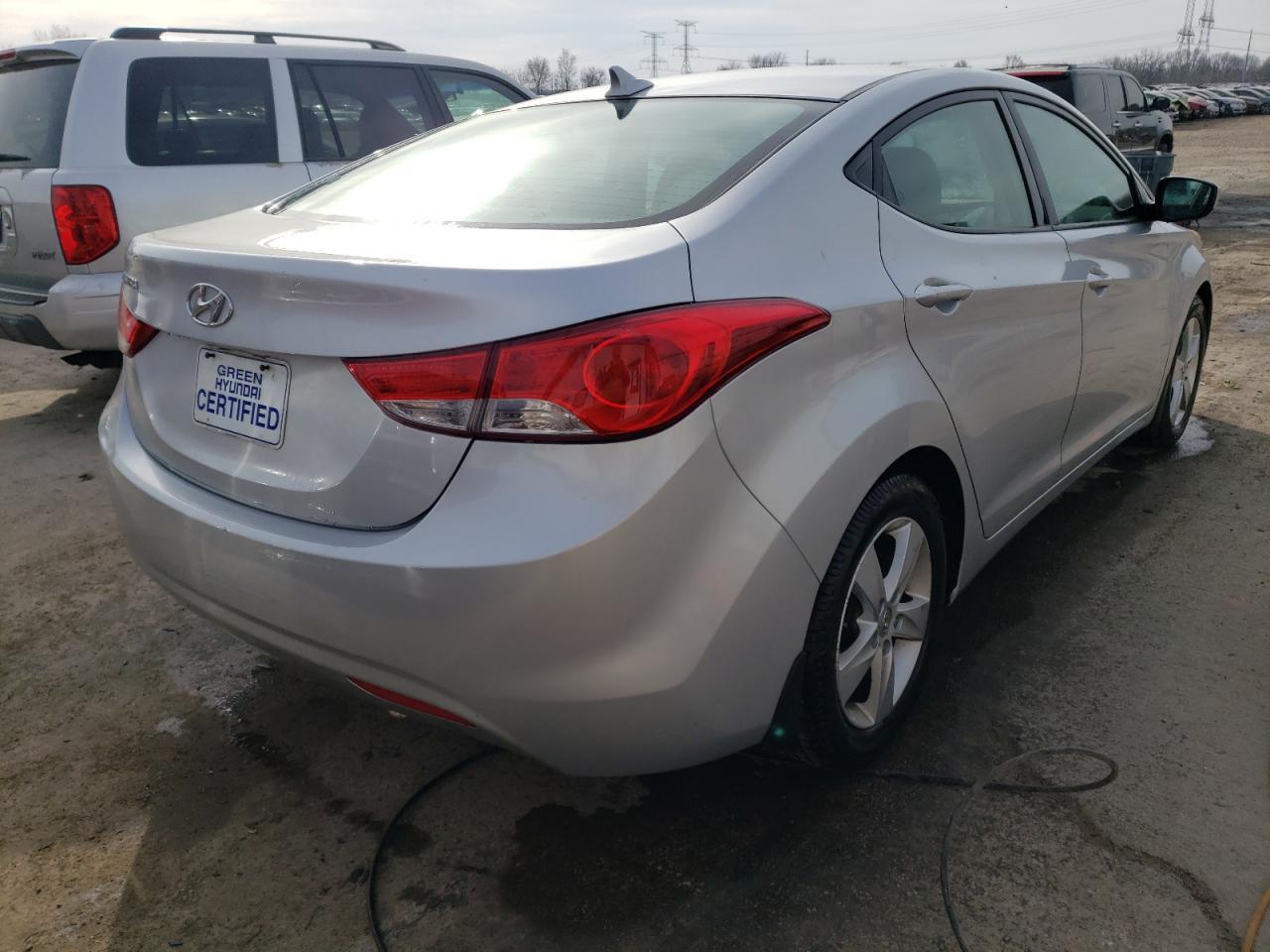 2013 HYUNDAI ELANTRA GL - Image 3
