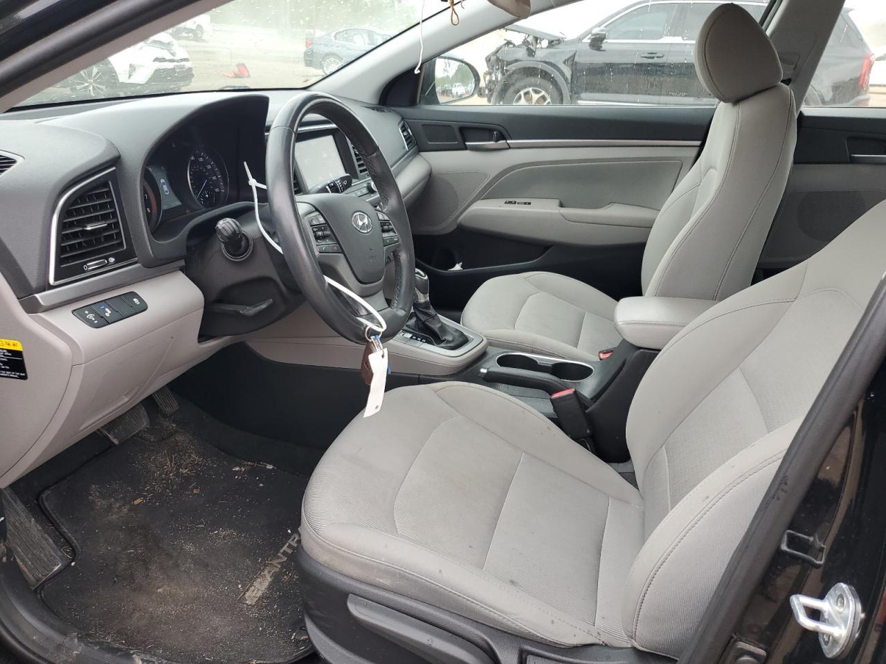 2017 HYUNDAI ELANTRA SE - Фото 7