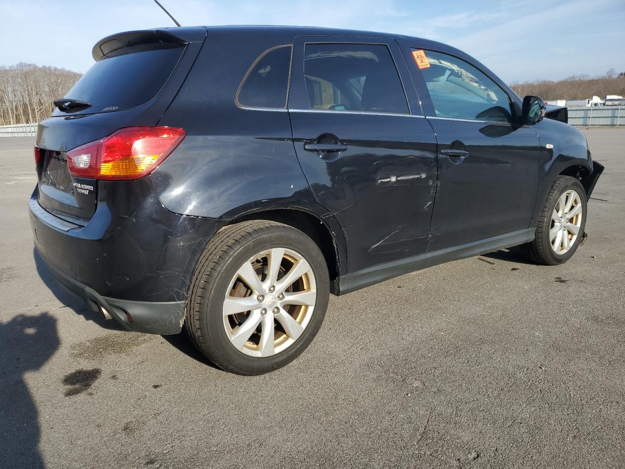 2015 MITSUBISHI OUTLANDER - Фото 3