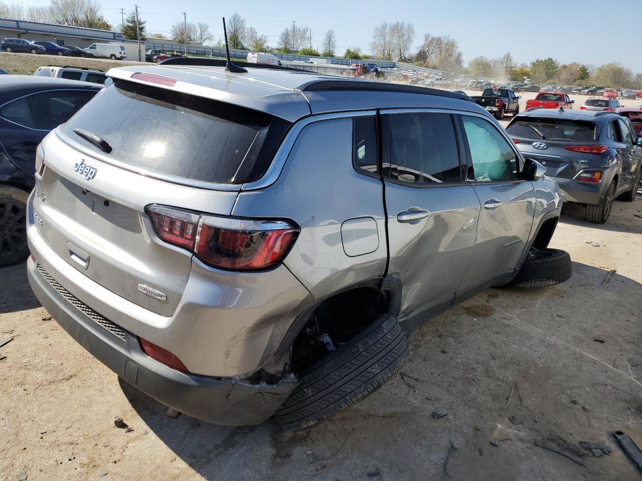 2018 JEEP COMPASS LA - Фото 3