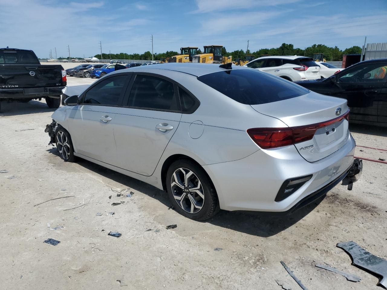 2021 KIA FORTE FE - Фото 2