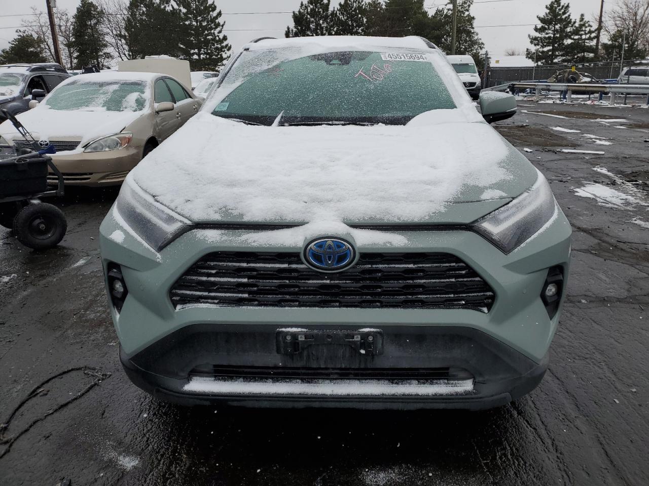 2022 TOYOTA RAV4 XLE P - Image 5