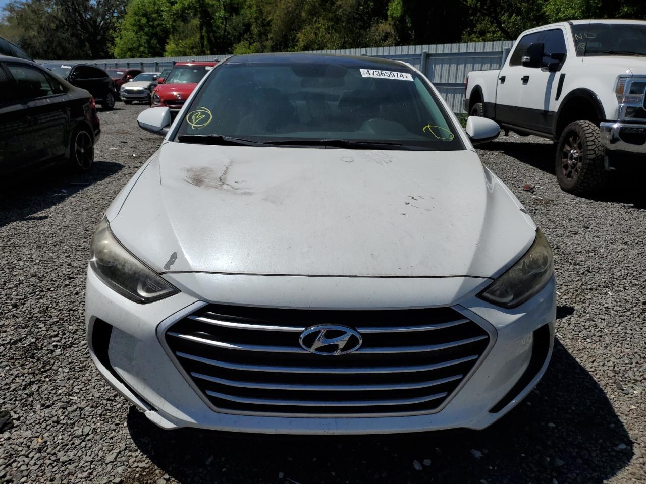 2017 HYUNDAI ELANTRA SE - Image 5