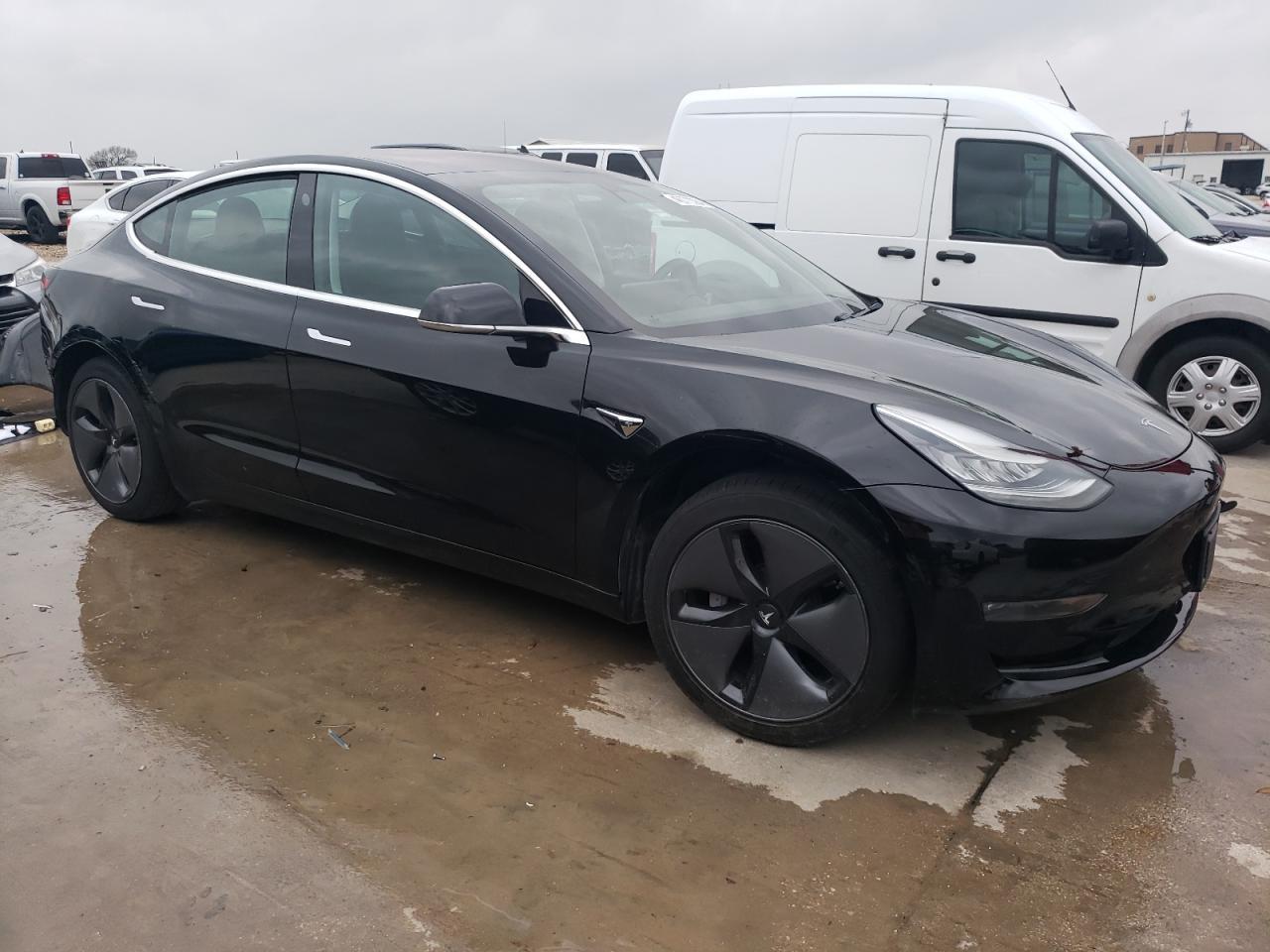 2019 TESLA MODEL 3 - Фото 4