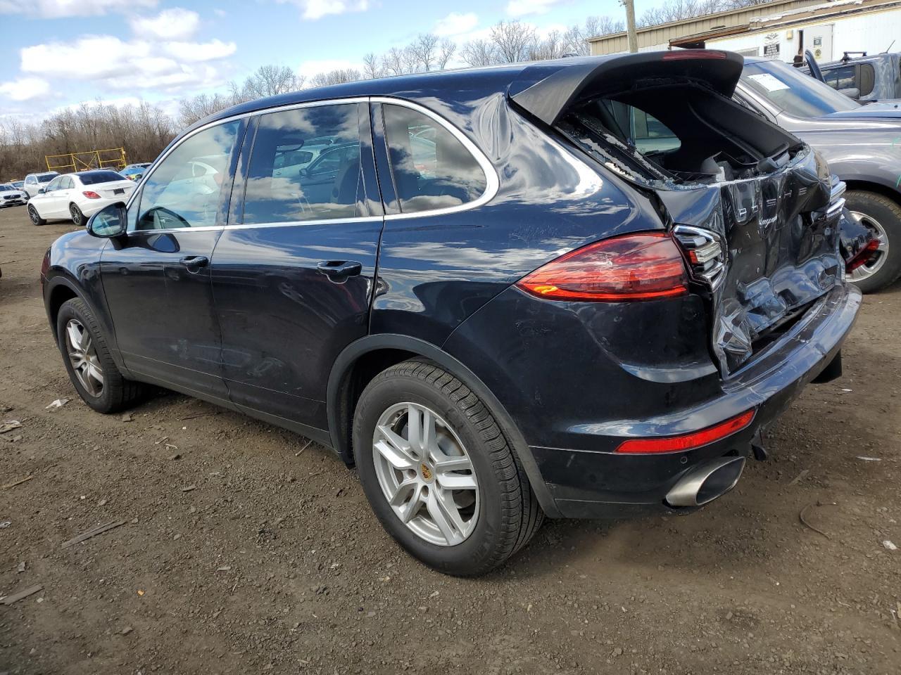 2018 PORSCHE CAYENNE - Image 2