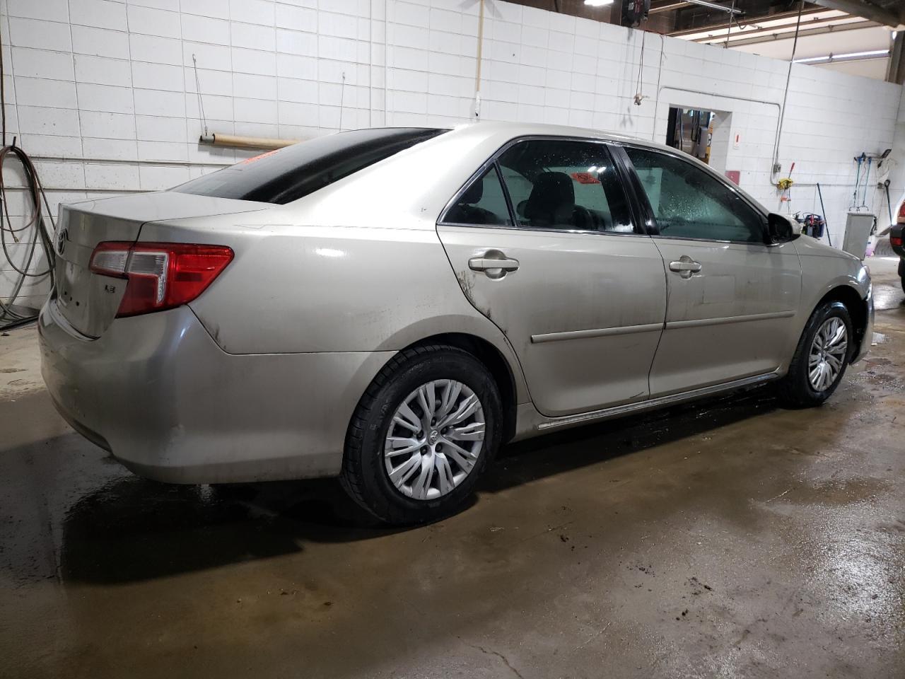 2013 TOYOTA CAMRY L - Image 3