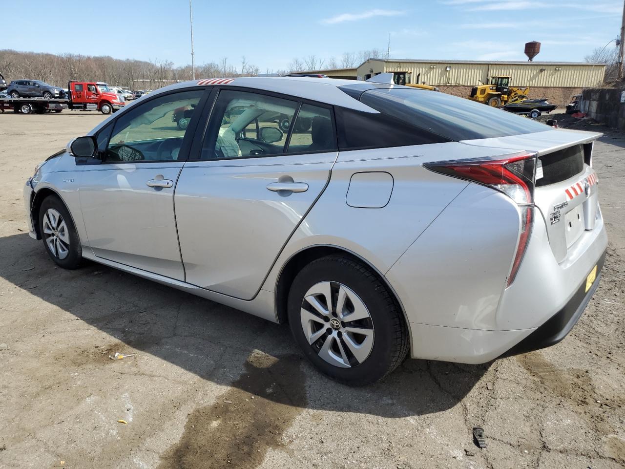 2016 TOYOTA PRIUS - Image 2