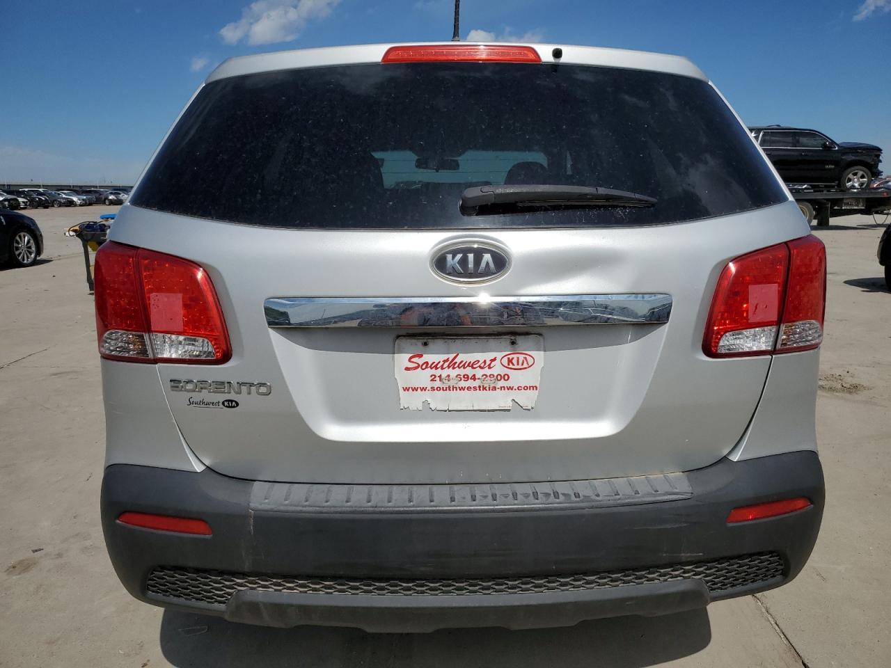 2012 KIA SORENTO BA - Image 6