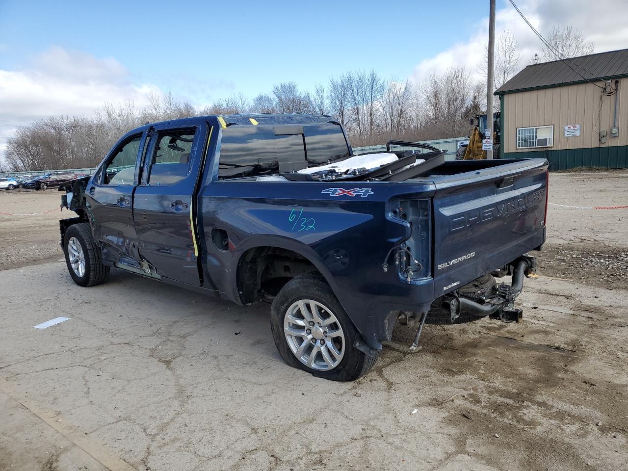 2020 CHEVROLET SILVERADO - Image 2