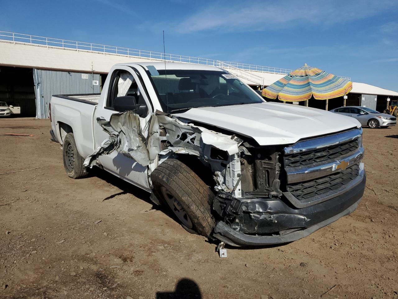 2017 CHEVROLET SILVERADO - Image 4