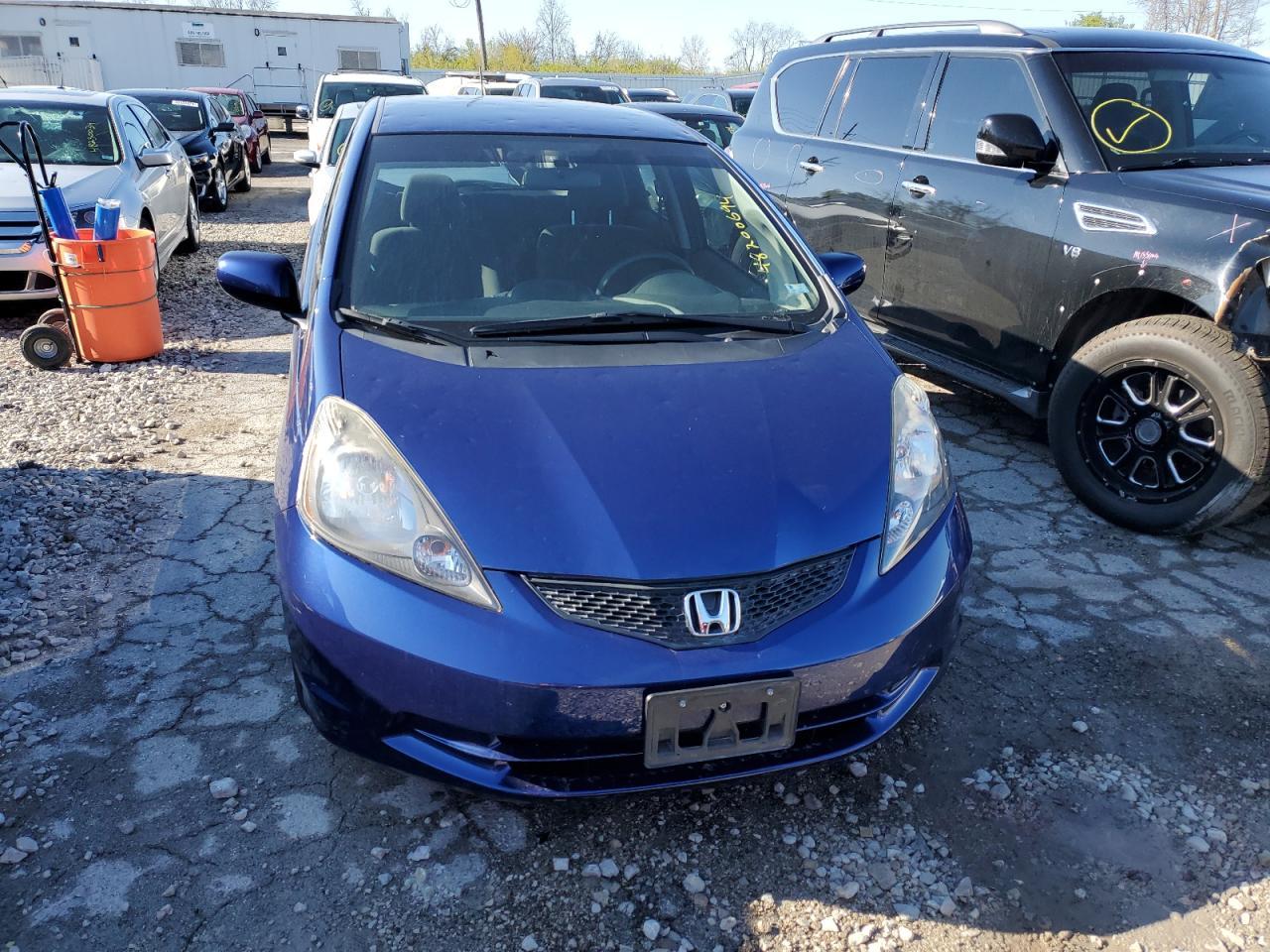 2013 HONDA FIT - Фото 5