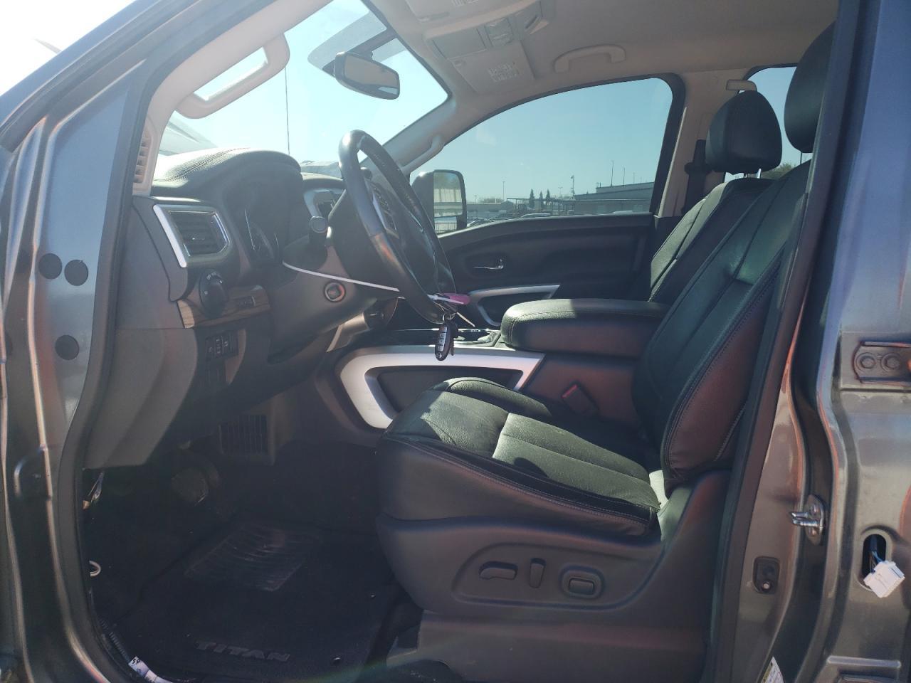 2017 NISSAN TITAN XD S - Фото 7