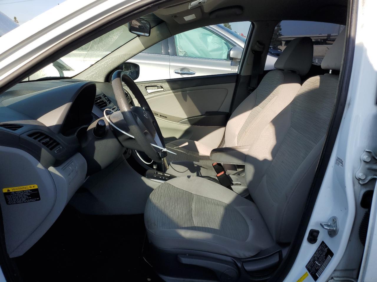 2017 HYUNDAI ACCENT SE - Image 7