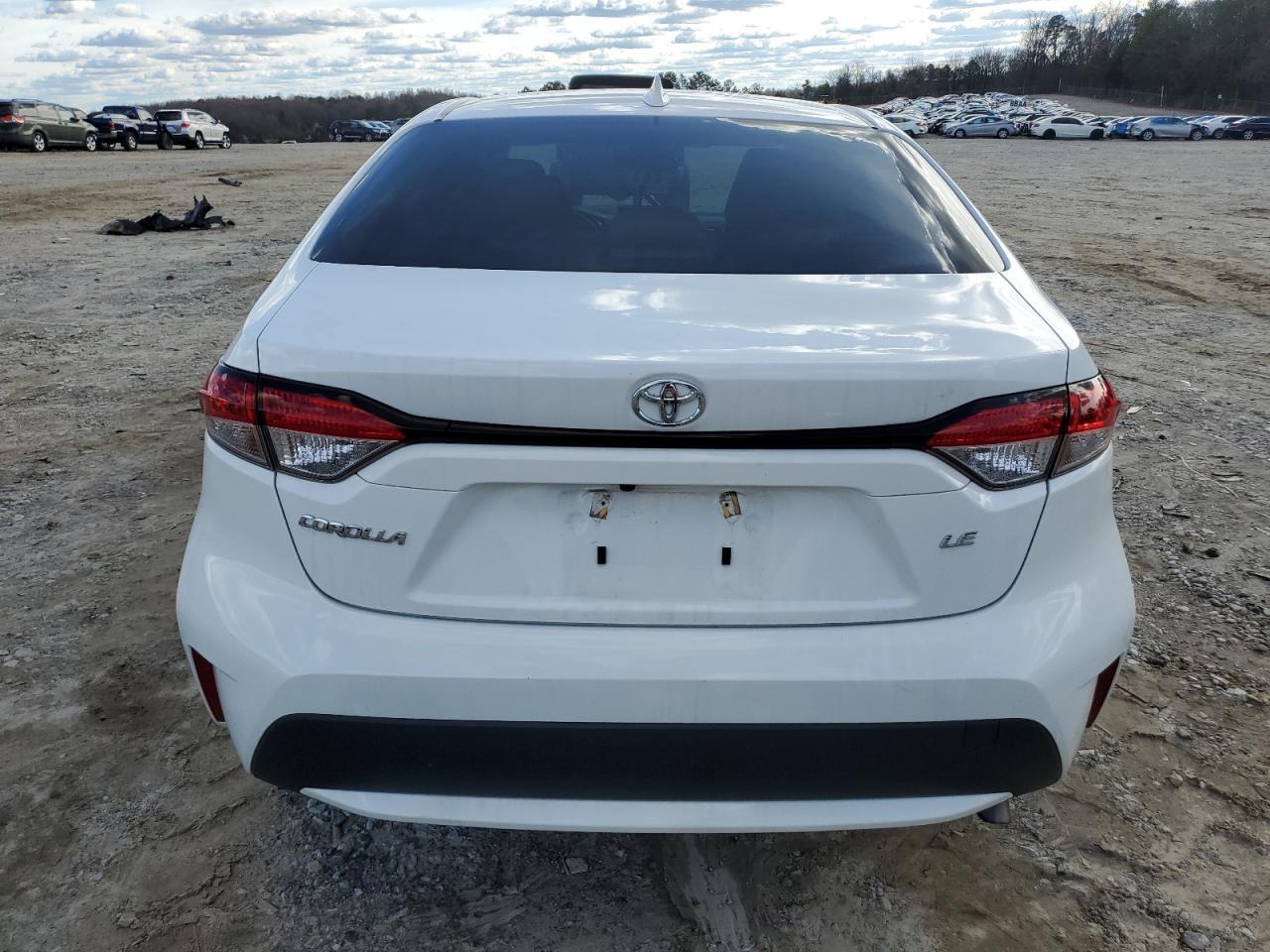 2021 TOYOTA COROLLA LE - Image 6