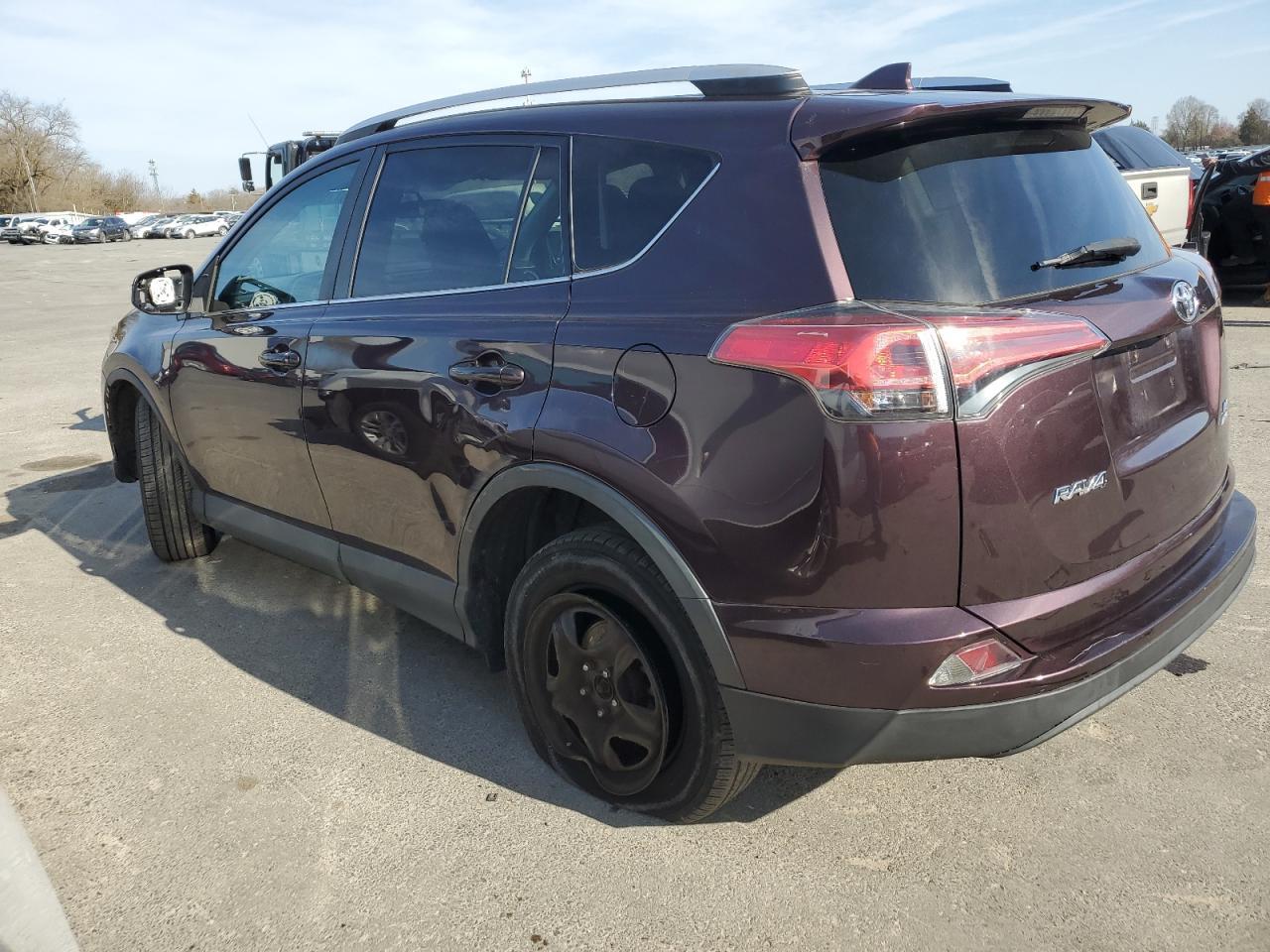 2016 TOYOTA RAV4 LE - Image 2
