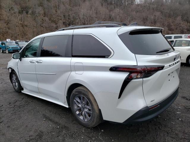 2023 Toyota Sienna Xle - Image 2
