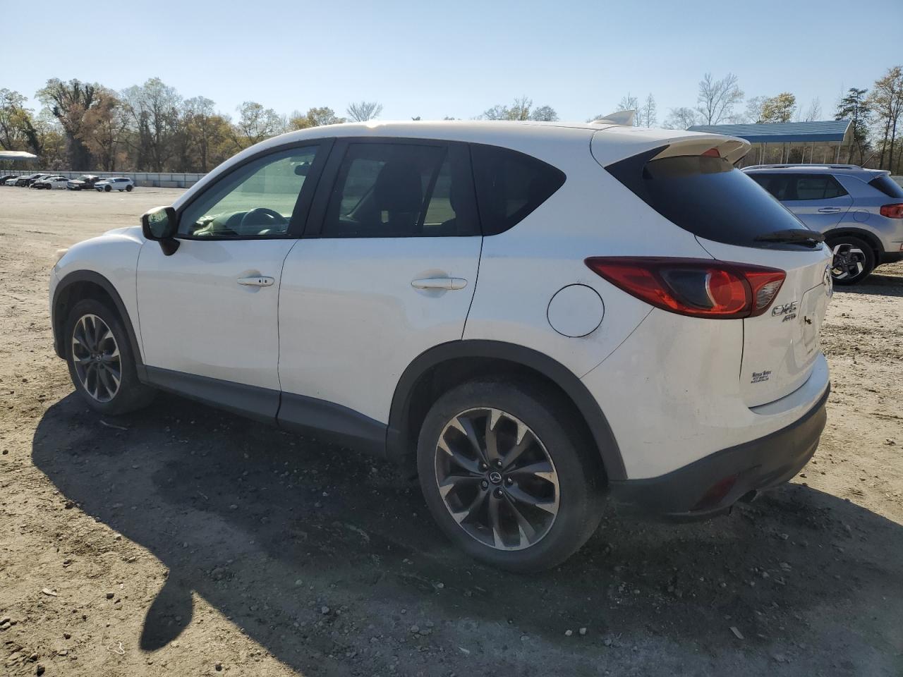 2016 MAZDA CX-5 GT - Image 2