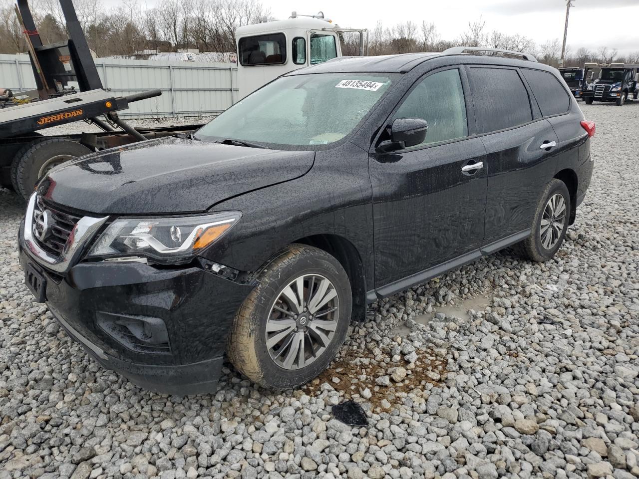 2017 NISSAN PATHFINDER