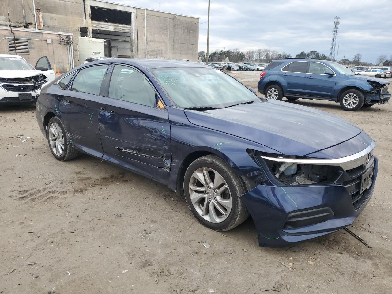 2018 HONDA ACCORD LX - Фото 4