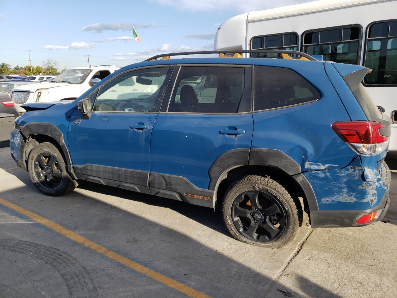 2022 SUBARU FORESTER W - Image 2