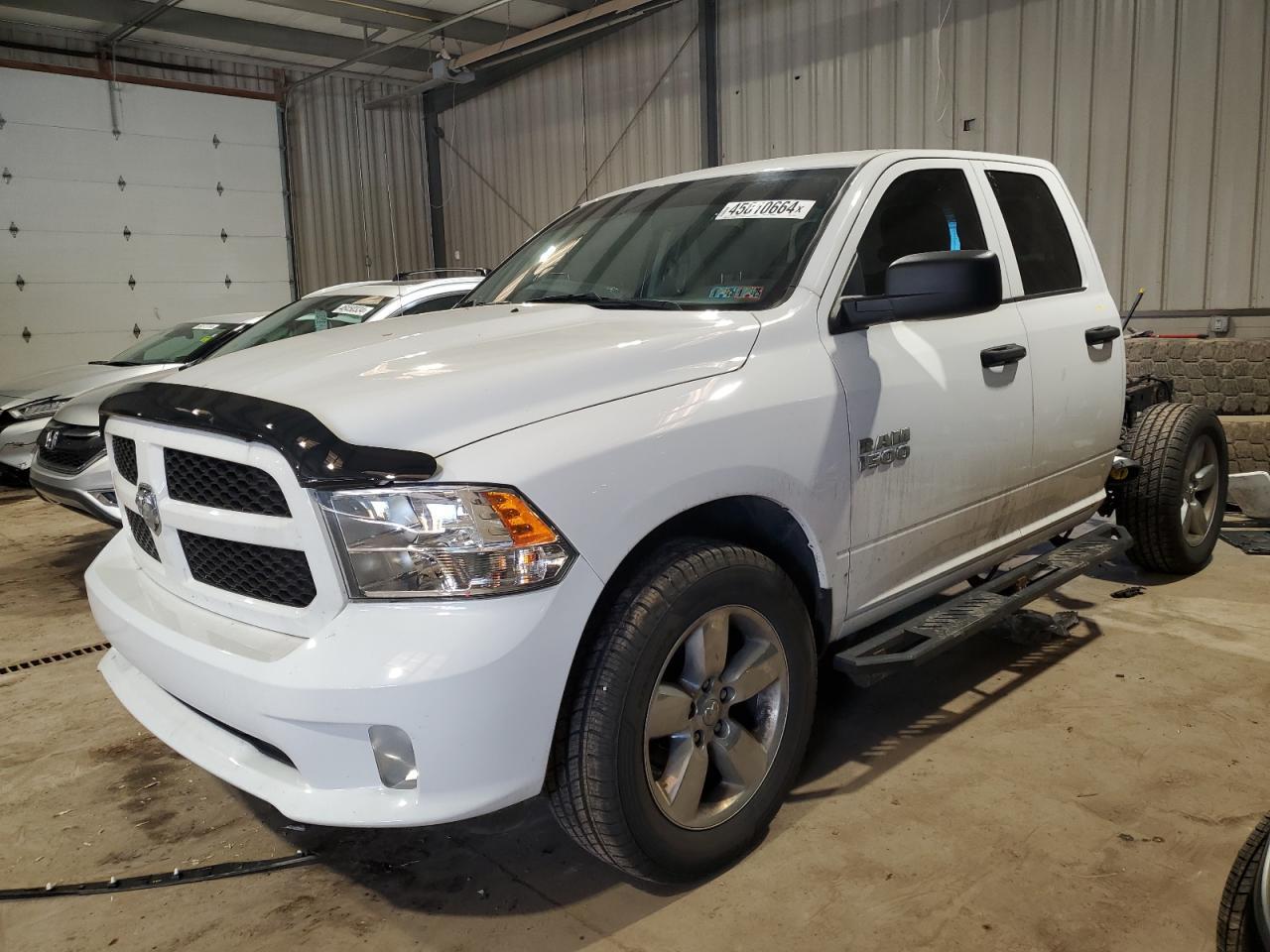 2018 RAM 1500 ST
