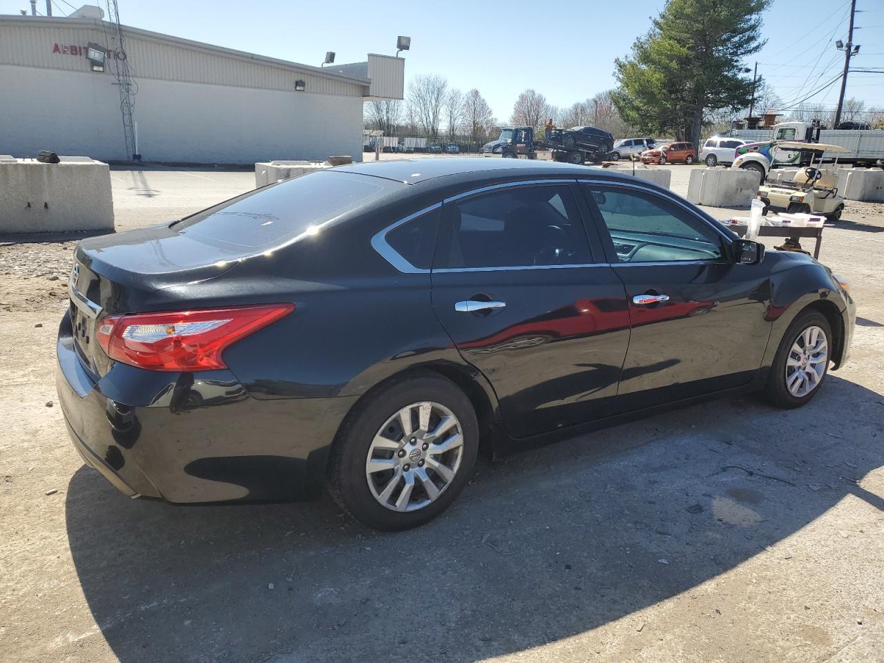 2016 NISSAN ALTIMA 2.5 - Фото 3
