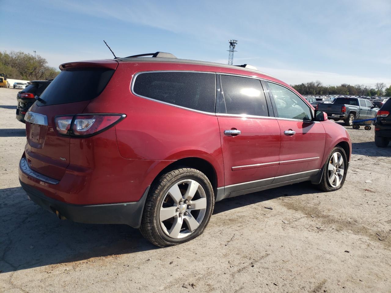 2014 CHEVROLET TRAVERSE L - Image 3