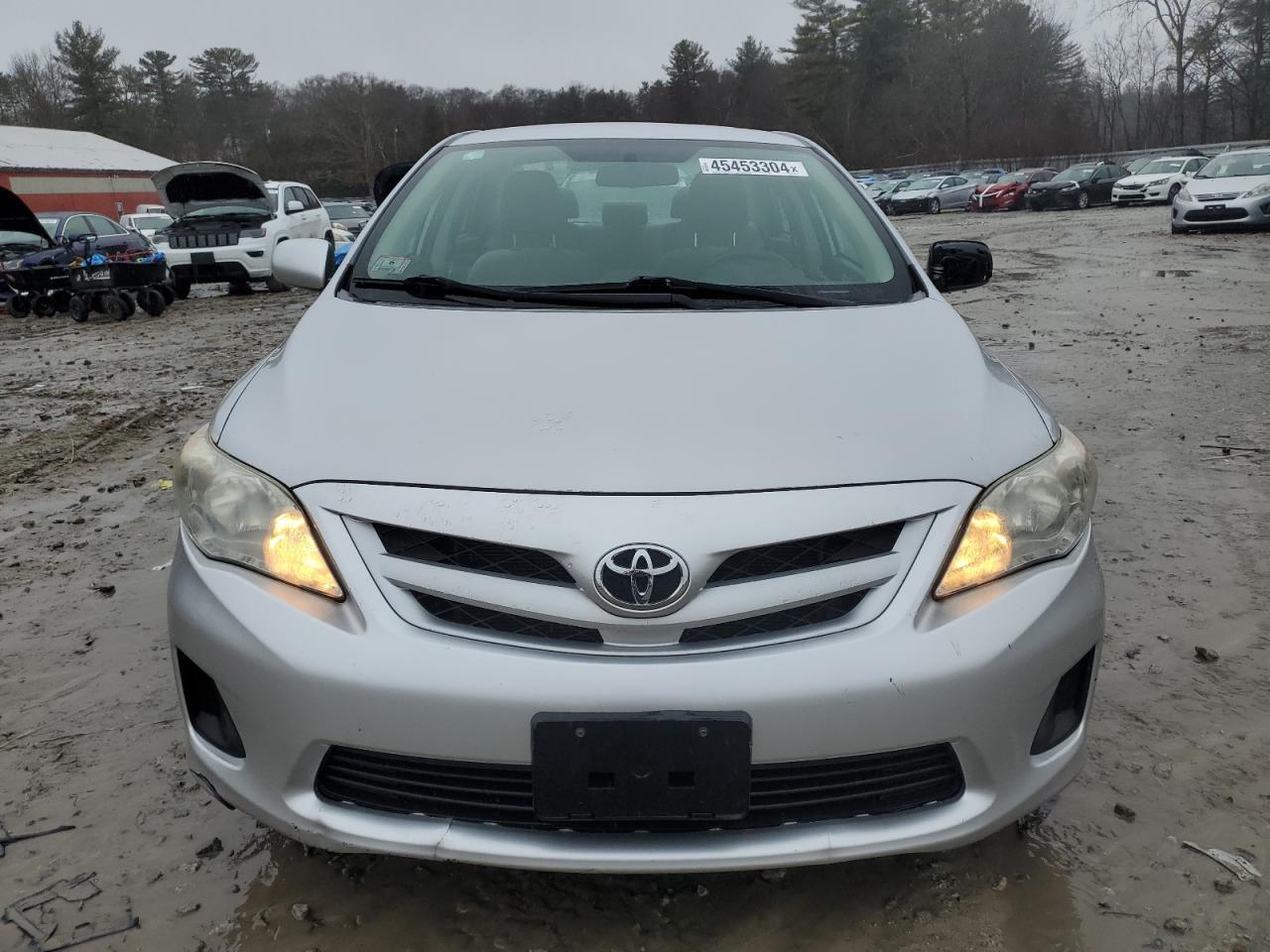 2013 TOYOTA COROLLA BA - Фото 5