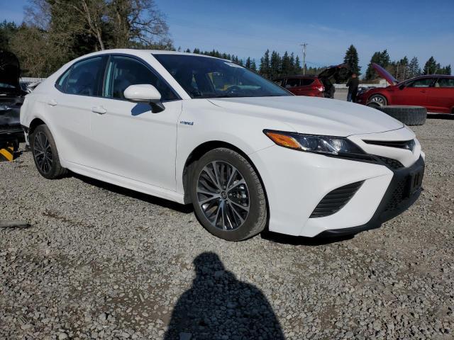 2020 Toyota Camry Se - Фото 4