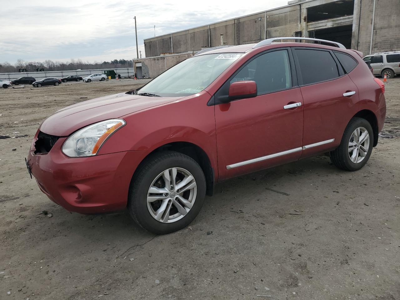 2013 NISSAN ROGUE S