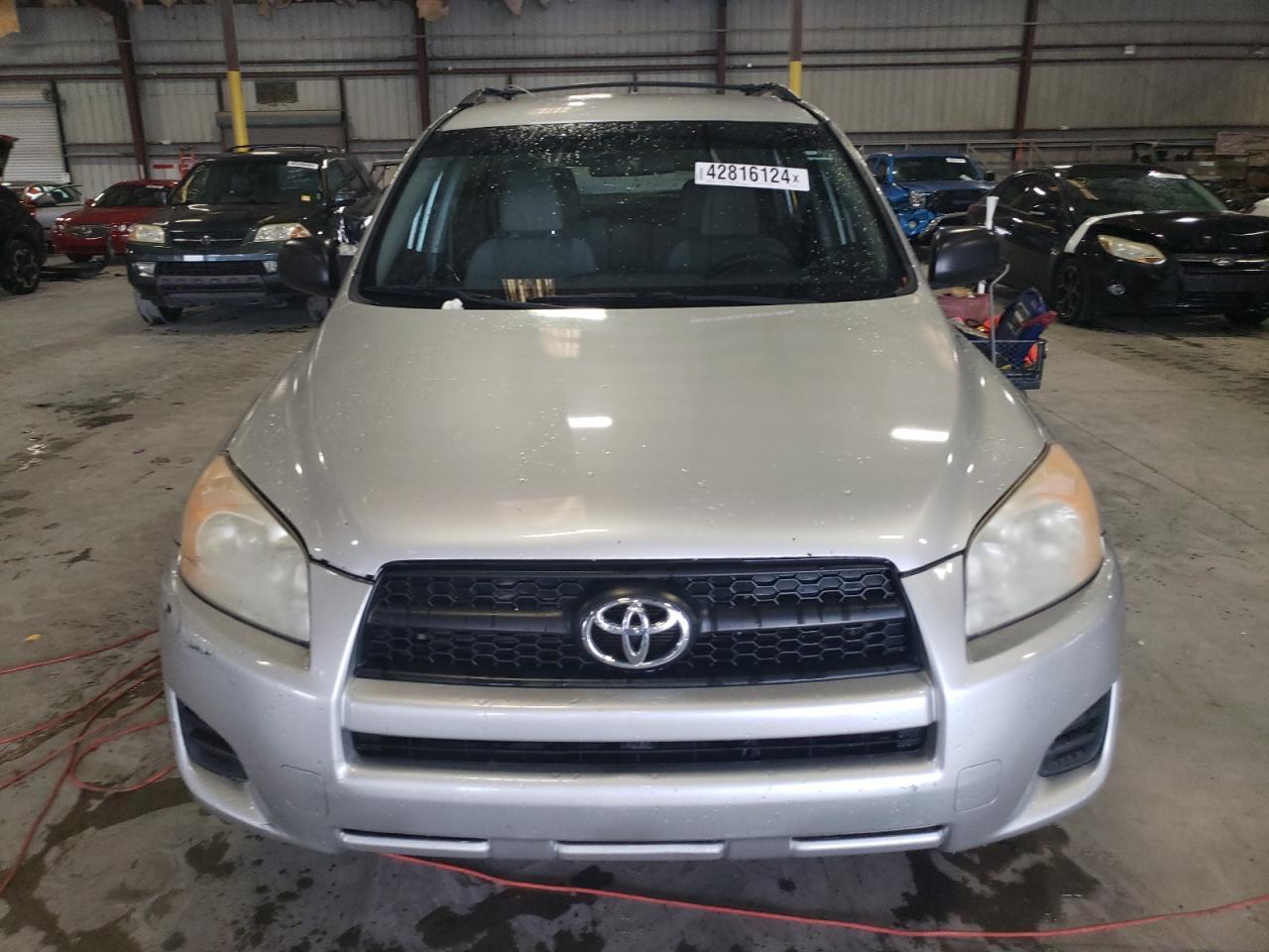 2011 TOYOTA RAV4 - Image 5