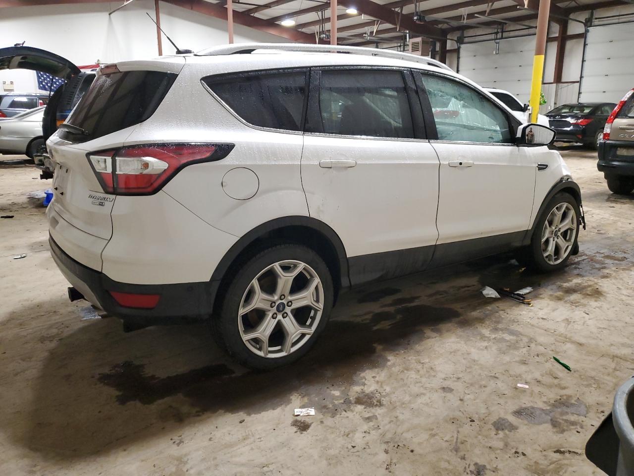 2017 FORD ESCAPE TIT - Image 3